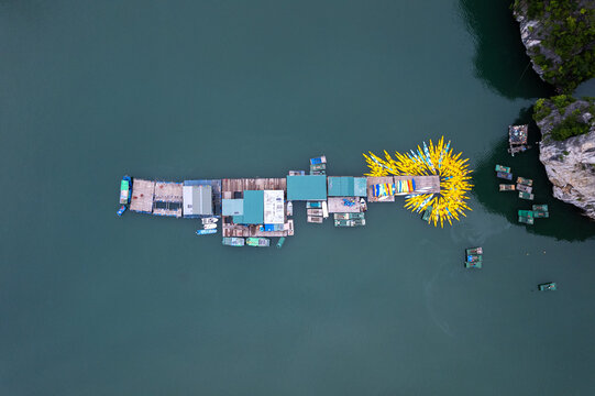 Floating Kayak Pier