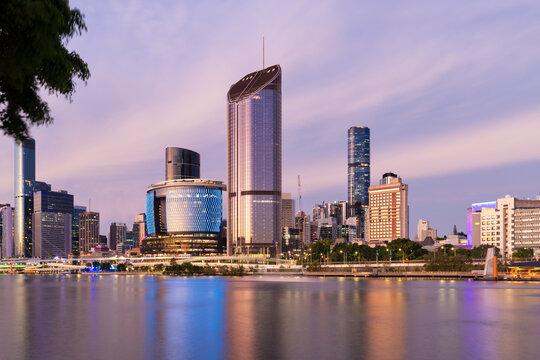 Sunset Along The Brisbane River