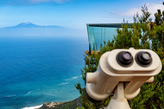 Aussicht vom Mirador de Abrante auf La Gomera mit Blick auf Teneriffa