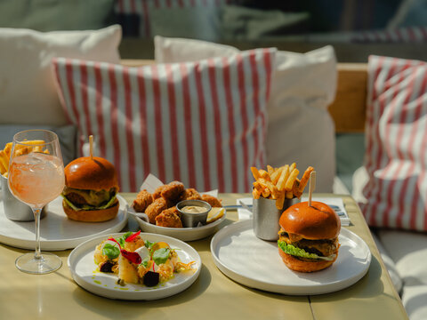 Burger lunch 
