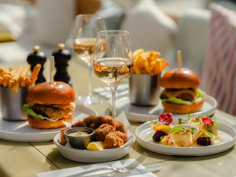 Burger lunch 