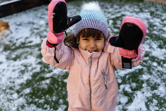 Child Raising Mittens