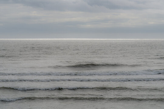 USA, WA, Olympic National park.  Placid waters off the west coast of the Olympic Peninsula.  Looking west over the Pacific Ocean.