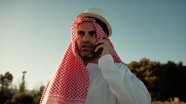 Business Call For A Sheik At The Worksite 