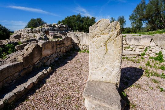 Son Forn&eacute;s, room and talaiot n&ordm; 1, archaeological site from the prehistoric era (10th century BC), Montuiri, Mallorca, Balearic Islands, Spain