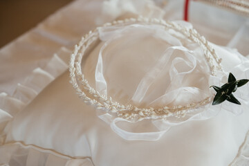 white wedding wreath for brides head