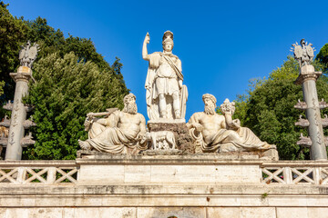 Obraz premium Della Dea Roma fountain on Piazza del Popolo square at Pincian hill, Rome, Italy