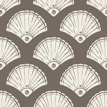 Scallop seashell pattern. Seashell seamless pattern
