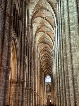 vue sur une voute de la cathedrale saint &Eacute;tienne &agrave; Bourges