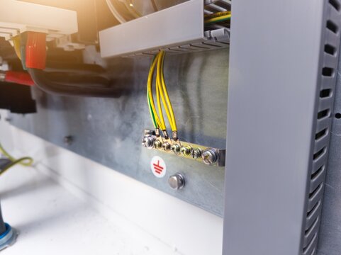 Installation terminals grounding or arde point on the panel power plant.