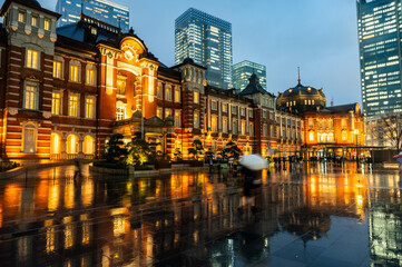 雨の夜の日本の東京