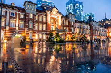 雨の夜の日本の東京
