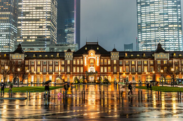 雨の夜の日本の東京