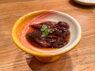 金沢で有名な醤油漬けしたホタルイカ。