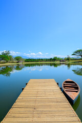 Obraz premium one boat with lake background in the hotel