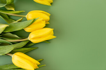 Naklejka premium bright spring tulip bouquet botanical floral greeting background