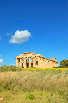 Temple of Hera or Temple E, Selinunte Archaeological Park, Selinunte, Sicily, Italy