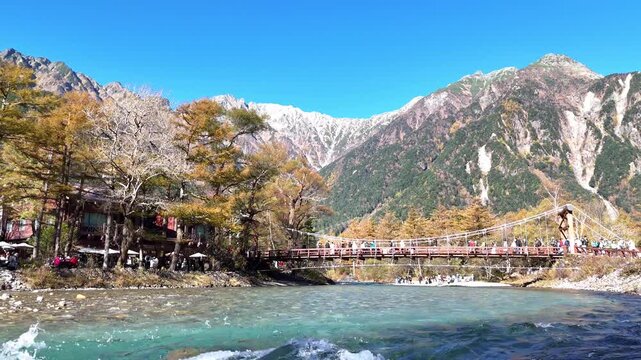 Kappa Bridge | Kamikochi | Hotaka Mountains | Tourists - 4K Video
