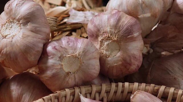 Fresh garlic in a basket.