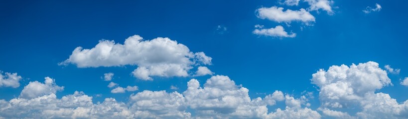 Obraz premium Panoramic blue sky with white clouds. Nature background.