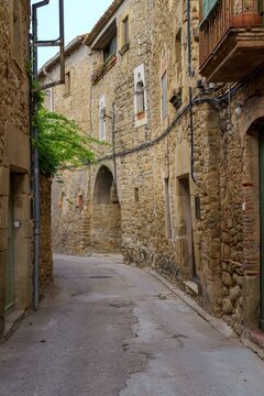 Madrema&ntilde;a, in Catalan since 1981 Madremanya, is a Spanish municipality of Giron&eacute;s in the province of Gerona, Catalonia, located east of the region and on the border with the Bajo Ampurd&aacute;n, Spain.