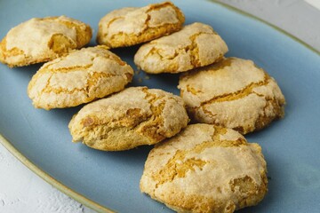 Perrunillas are a type of traditional sweet pastry, typical of Salamanca, Castile-Leon and Extremadura. It is characterised by its dry and rough texture.