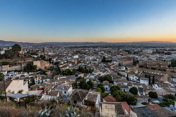 Fototapeta premium Granada Spain Sunset Cityscape with Mountains
