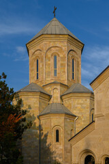 Obraz premium Georgian Orthodox Church Against Sky Outstanding Architecture