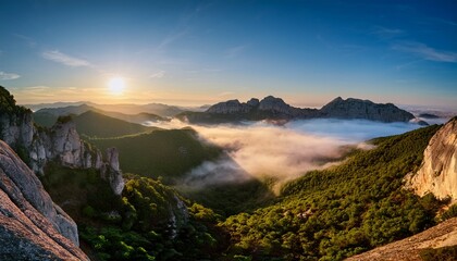 Obraz premium Paisaje Con Niebla Y Sol En La Montana Palentina