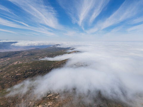 Inland Morning Fog (Malmokkies) from the cold Benguela Current along the Atlantic Ocean

default
Kamieskroon, Northern Cape, South Africa