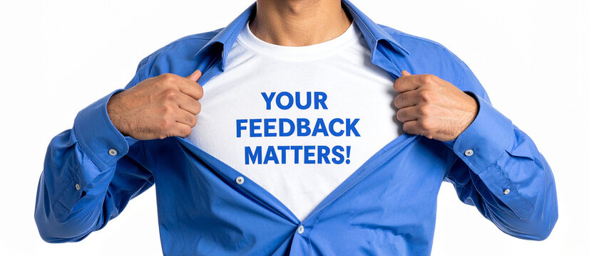 Your Feedback matters! - Ein Mann öffnet sein Hemd und zeigt sein TShirt