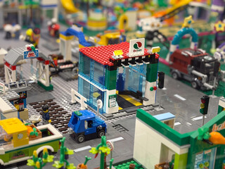 Fototapeta premium Lego city car wash with octan sign