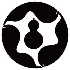 家紋です。三つ割り瓢に一つ瓢といいます。