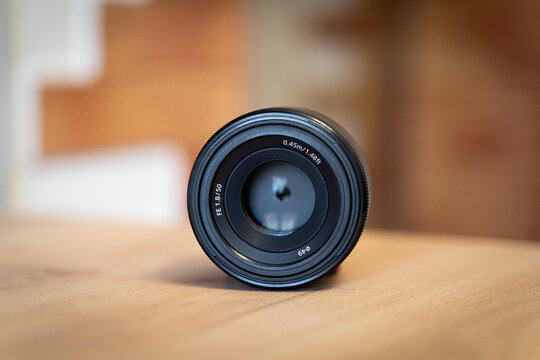 50mm f1.8 camera lens close up