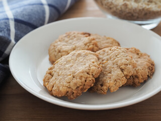 手作りのオートミールクッキー