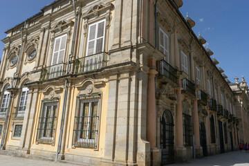 Obraz premium Historic building with ornate architecture and windows.. Royal Palace of La Granja de San Ildefonso, Spain
