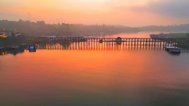Mon bridge is located in Amphoe sangkhla buri 210 km away from the town is the longest wooden bridge in the countryWith a length of up to 850 meters high and low beam produces a cross-water sea spot c