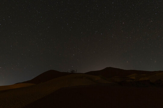 El desert a la nit