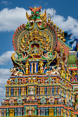 Obraz premium Meenakshi Sundareswarar Temple in Madurai. Tamil Nadu, India. It is dedicated to Meenakshi and to Lord Sundareswarar