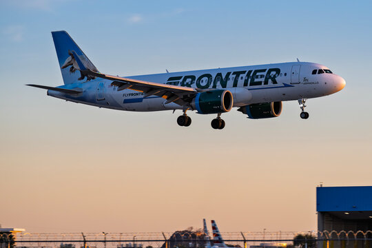 sky harbor airport 2-14-2026 Phoenix, AZ USAFrontier Airlines Airbus A320Neo N364FR Sunset arrival at Phoenix Sky Harbor Intl. Airport.