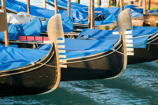 Italy, Vento, Venice.  Composition of gondolas.
