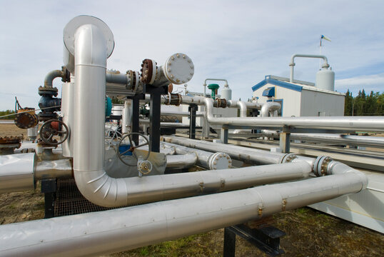 Canada, BC, Fort Saint John.  Valves and pipelines at natural gas compressor site.  Northern BC.