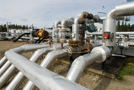 Canada, BC, Fort Saint John.  Valves and pipelines at natural gas compressor site.  Northern BC.