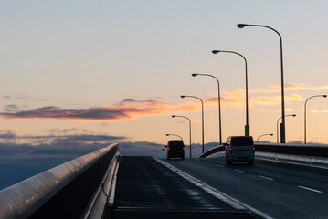 オレンジに染まる夜明けの琵琶湖　日本一長い淡水橋　琵琶湖大橋　滋賀県大津市