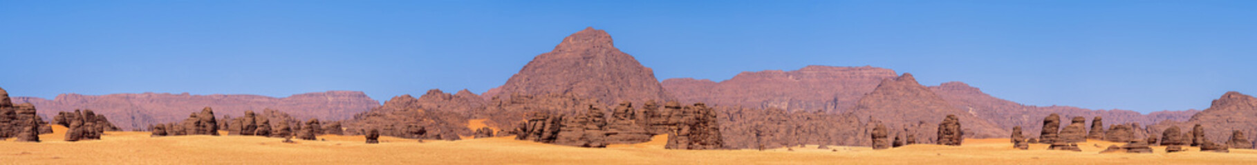 Tibesti Mountains, in the central Sahara of the extreme north of Chad. Tibesti is often called the roof of the Sahara, one of the most remote and least visited locations © Janos