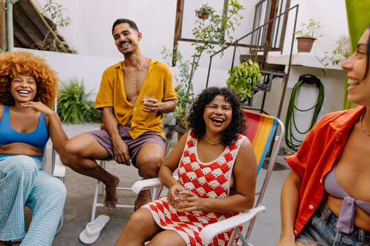 Group of friends enjoying a summer afternoon outdoors in Rio de Janeiro