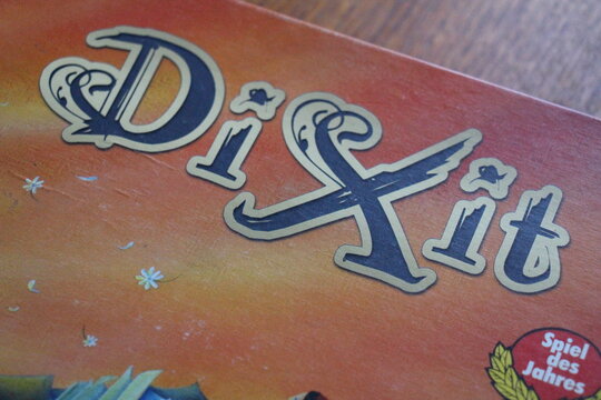 Dixit logo game, board game