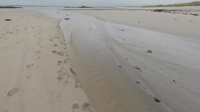 Tides on the beach, ebb, flood