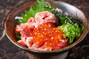 いくらユッケ　焼肉