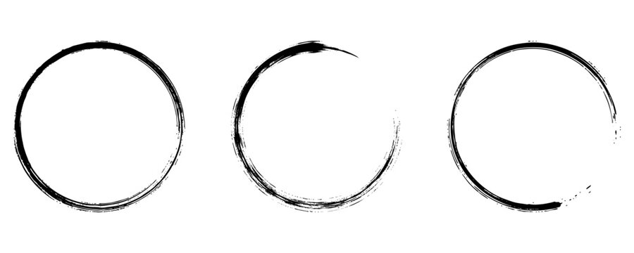 A set of circular frames made in the style of brush strokes. Black grunge elements with varying degrees of circle completion and textured edges.